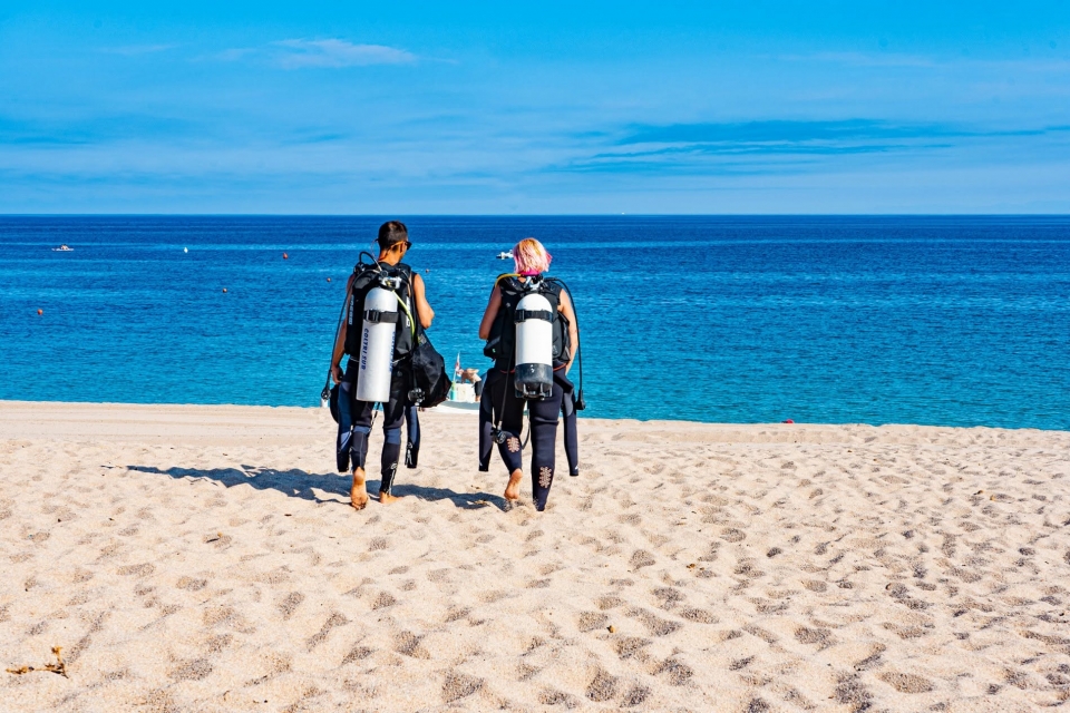 Try Scuba Diving  a Capo d'Orso