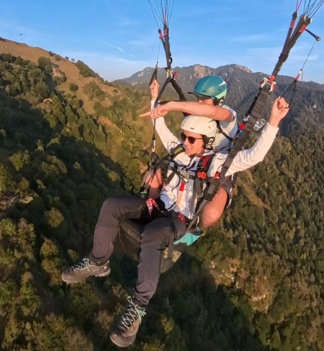  Flying on a paraglider among the pre-Alpine landscapes 