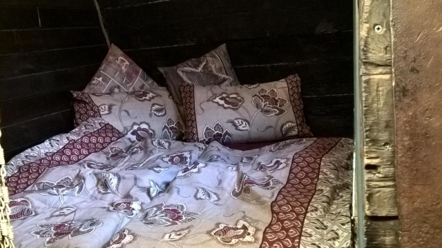  The double bed inside the barrel 