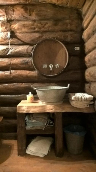  The sink of the Hobbit house 