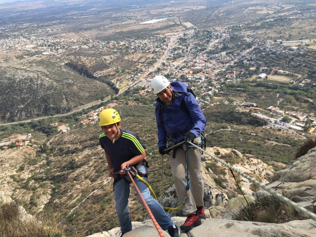 Escursione di arrampicata nella Peña de Bernal 5 ore