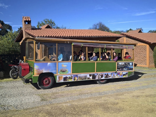 Tour in tram attraverso Huasca con degustazioni 3 ore