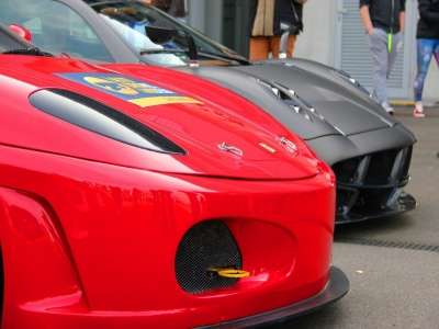 Tre giri in Ferrari sul circuito di Jesolo