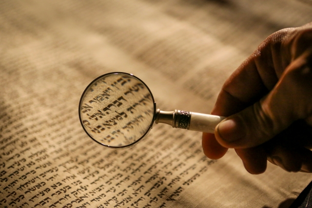 Escape Room: Il manoscritto perduto, Faro 1h