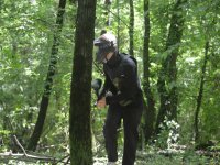  Jouer au paintball dans la nature 