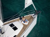 A day on a sailing boat + lunch on the Island of Elba