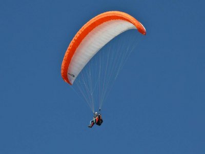 Volo parapendio in tandem+foto/video(20min)Sanremo