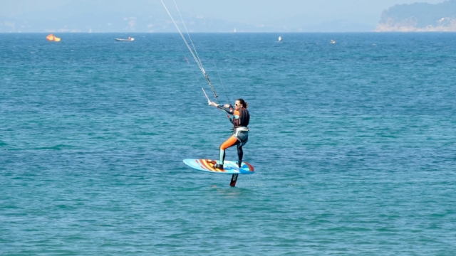 Corso KiteFoil nella Baia dell'Almanarre 1 ora