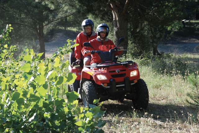 Giro in quad a due posti fino ad Agde 1 ora