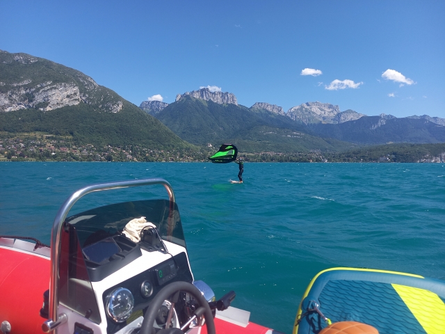 Introduzione al Wing Foiling ad Annecy - 2h