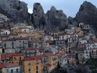 Guided tour for children 10-17 years in Matera of 2h