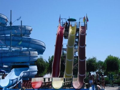 Ingresso intero Parco acquatico fino al 3 agosto