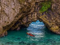 Kayak nelle Grotte di Circeo