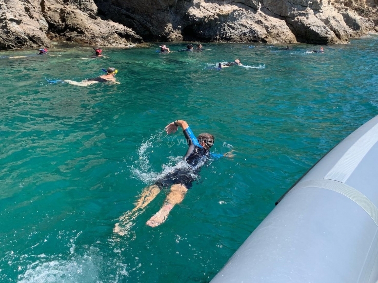 Guided snorkeling session on the island of Ischia from 40€ - en.Yumping.it